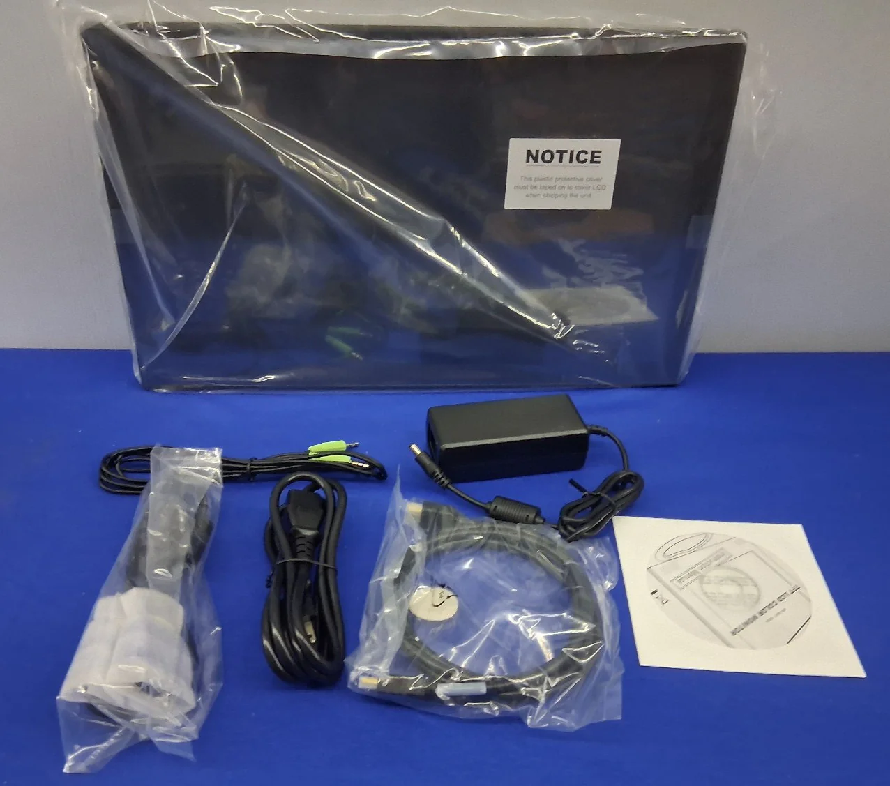 TRU-VU ZBVM-18.5R VT-185XTGA 18.5″ TFT LCD COLOR MONITOR NEW OPEN BOX