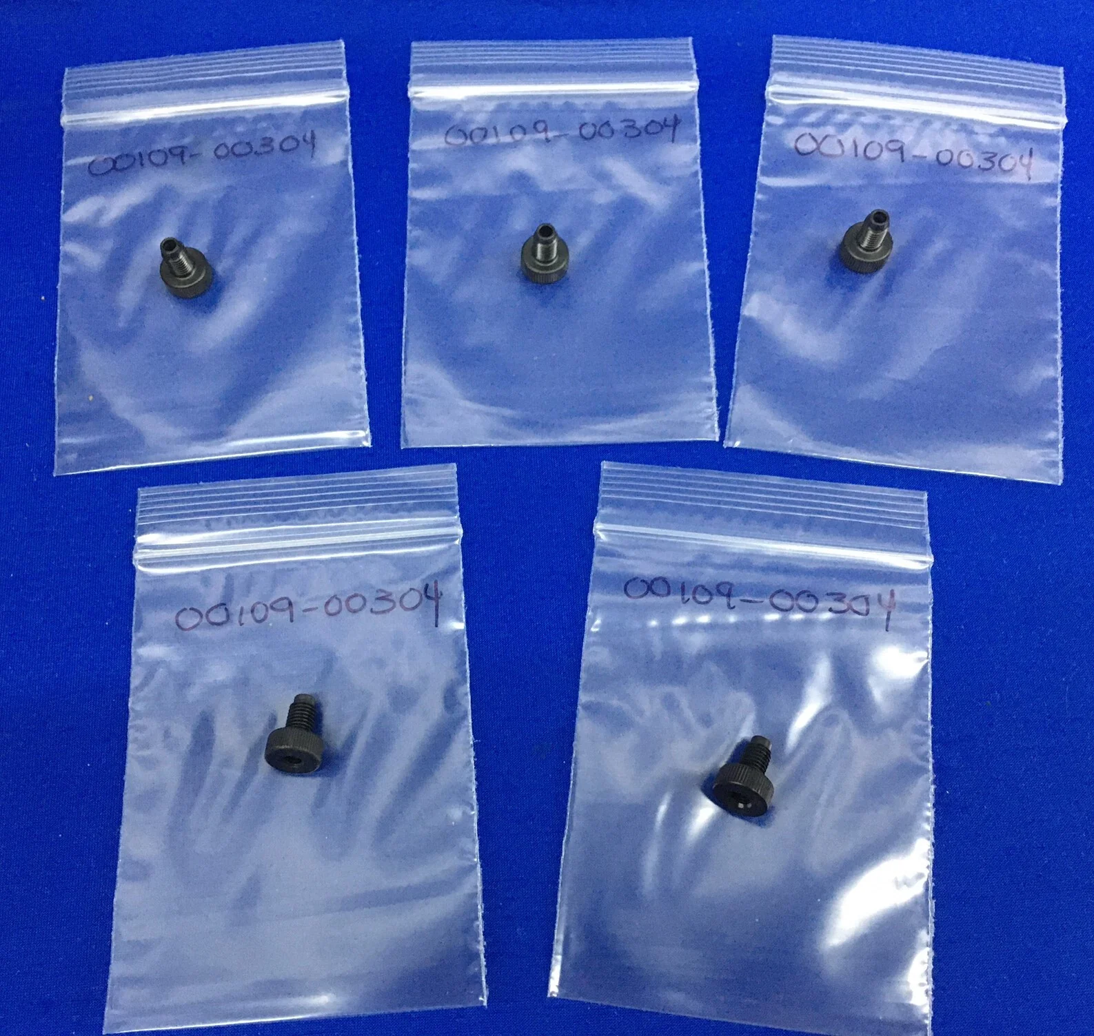 1 LOT OF QTY 5 – 00109-00304 REPLACEMENT FITTING UNION 1/4″-28