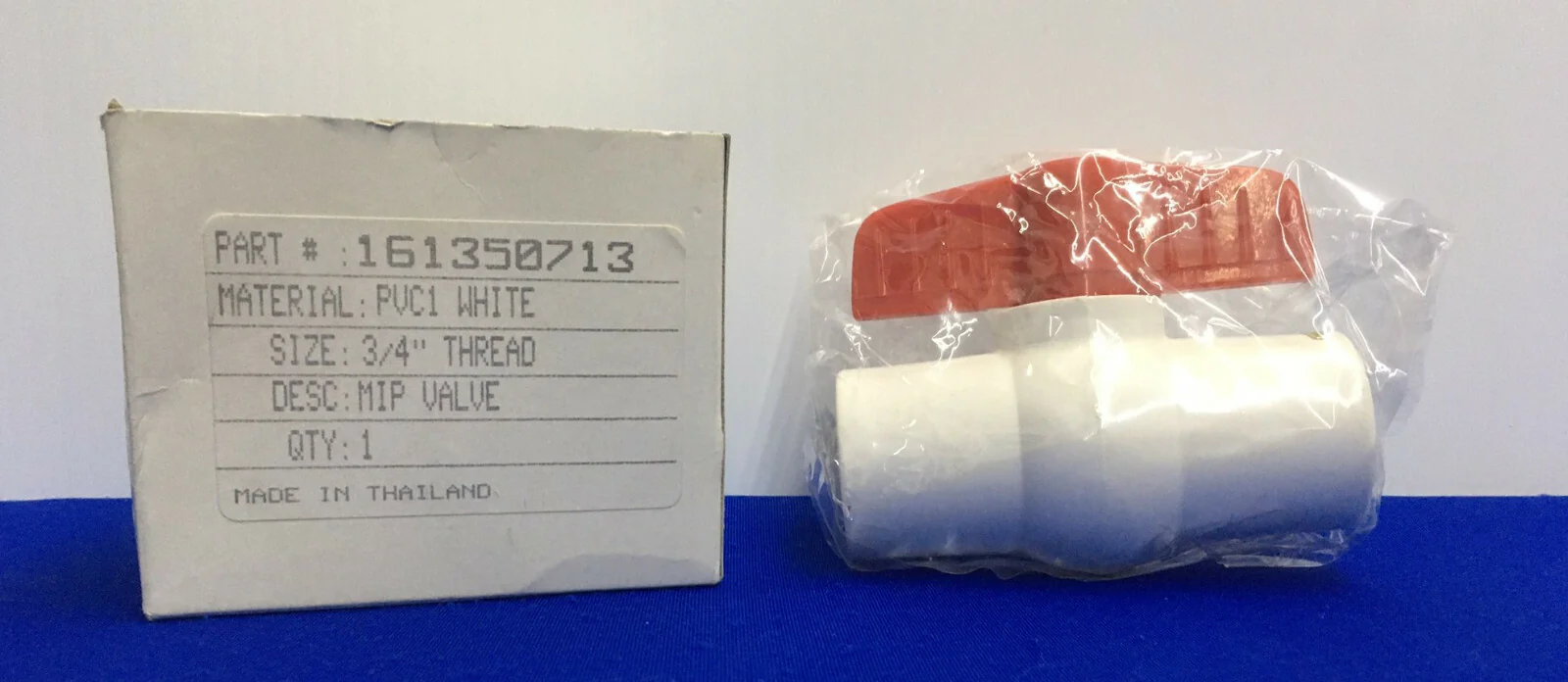 161350713 / 6NC43 BALL VALVE PVC INLINE 1-PIECE  PIPE SIZE 3/4″ CONNECTION TYPE
