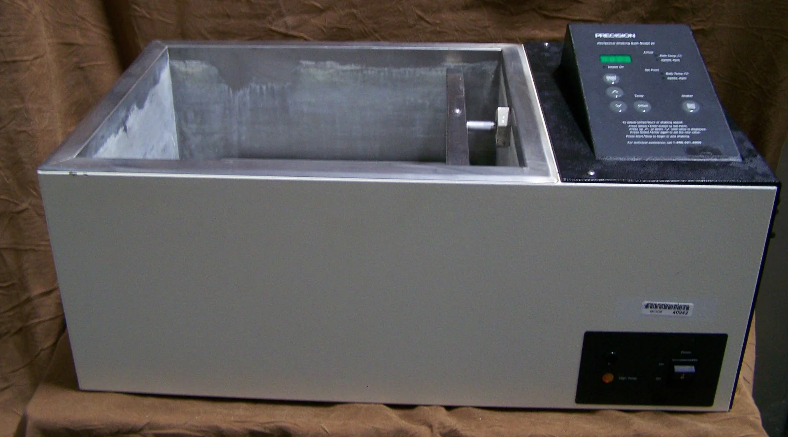 PRECISION SCIENTIFIC RECIPROCAL SHAKING BATH MODEL 25 SN 9512-206 WATER BATH