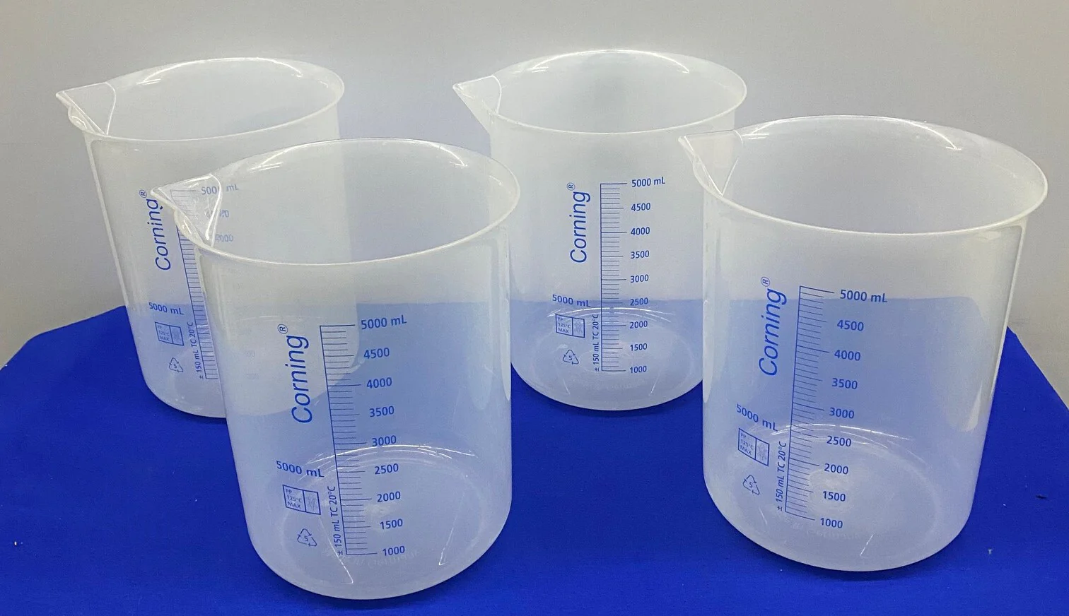 CORNING ® REUSABLE POLYPROPYLENE LOW-FORM BEAKER GRADUATED 5000 ml – 1 LOT QTY 4