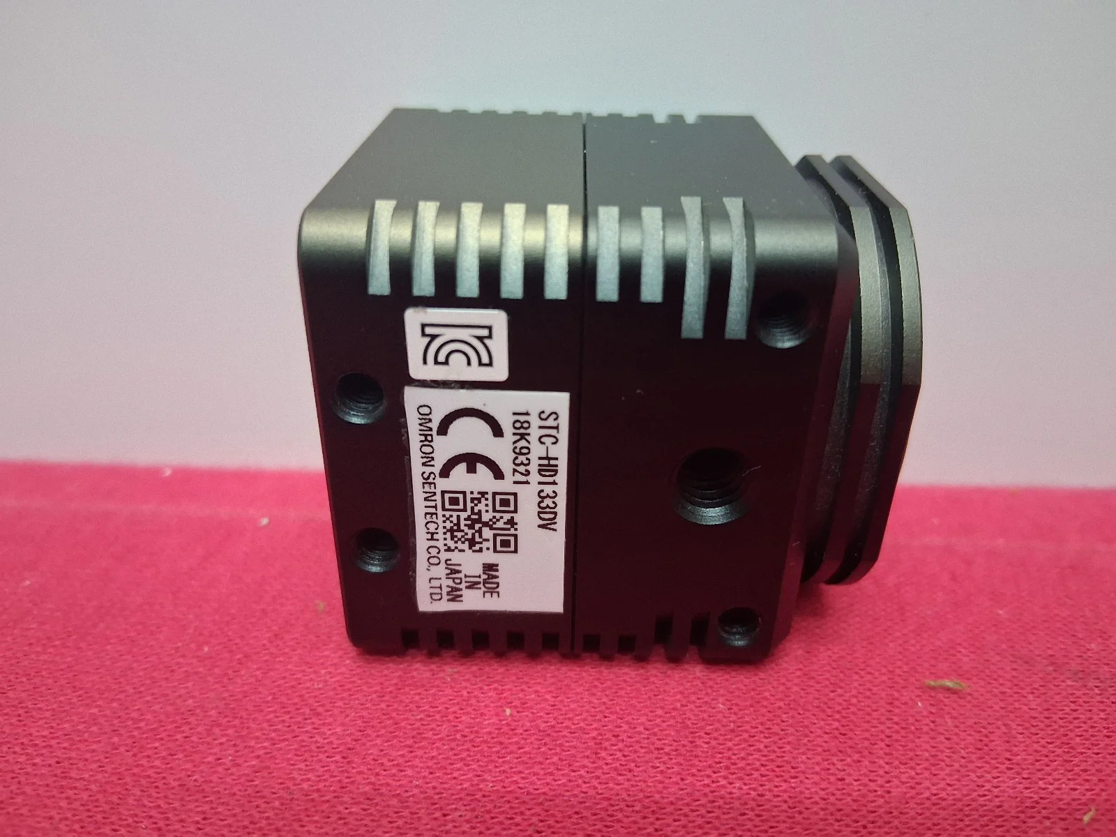 OMRON STC-HD133DV INDUSTRIAL HD COLOR CAMERA 720P HD (NO POWER SUPPLY/CABLE)