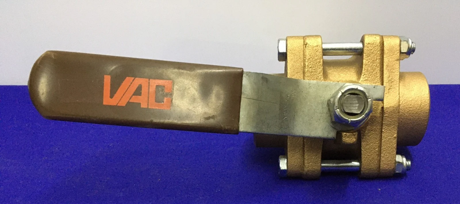 VAC 2″ BALL VALVE ITEM IS USED