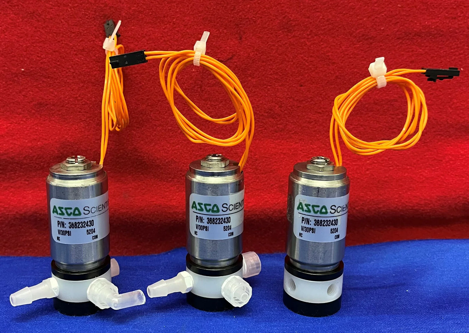 1 LOT OF QTY  3 – ASCO Solenoid Valves 368232430