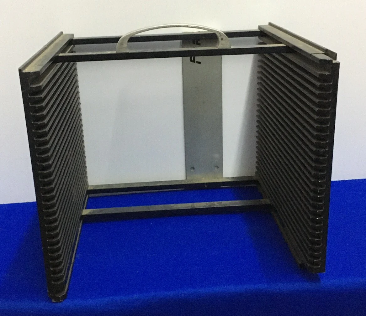 AUER 5650-15  25 Capacity 8″ Wafer Cassette Holder Carrier Boat