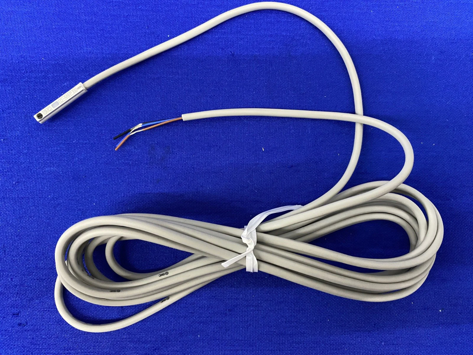 SMC D-M9P AUTO-SWITCH / PROXIMITY SWITCH SENSOR