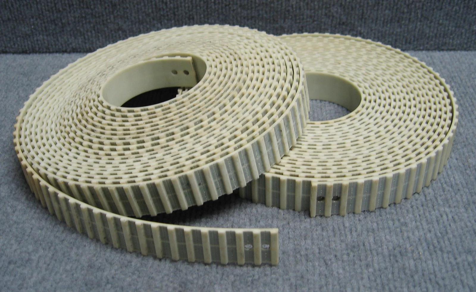 QTY 2 – POLYURETHANE TIMING BELTS – EACH APPROXIMATELY 26FT