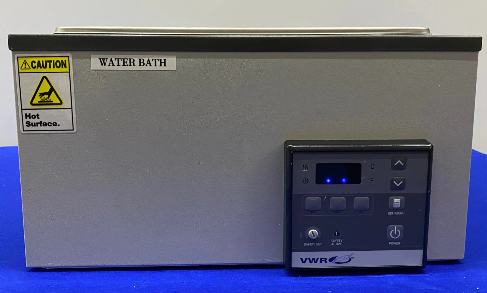 VWR  HEATING WATER BATH 10L 97025-134 WD10V11B 60HZ 4.2A 115V – MISSING LID