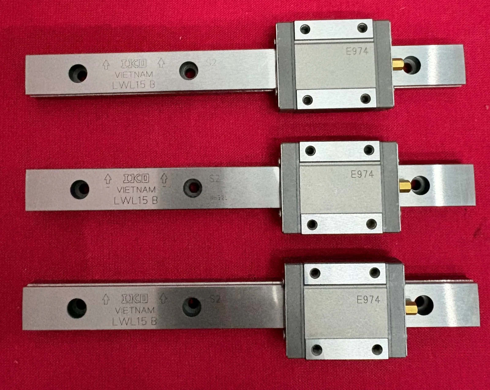 IKO LWL15B LINEAR GUIDE RAIL SLIDE E974 BLOCK – SELLING AS ‘1 LOT QTY 3’