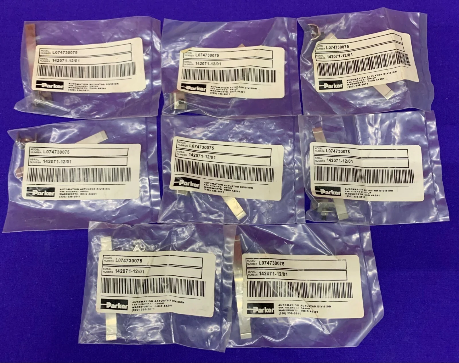 1 LOT OF QTY 8 –  NEW Parker Switch Clamp Kit L074730075