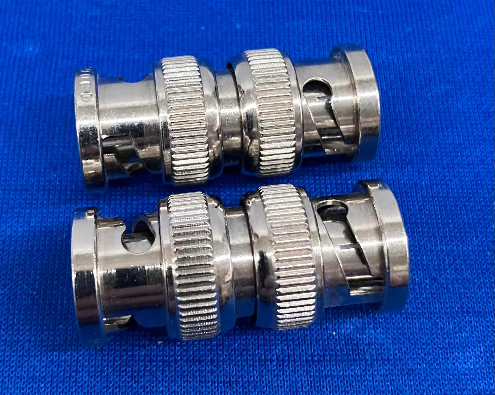 PASTERNACK PE9000, BNC MALE TO BNC MALE ADAPTER DIGIKEY# 3985-PE9000-ND LOT OF 2