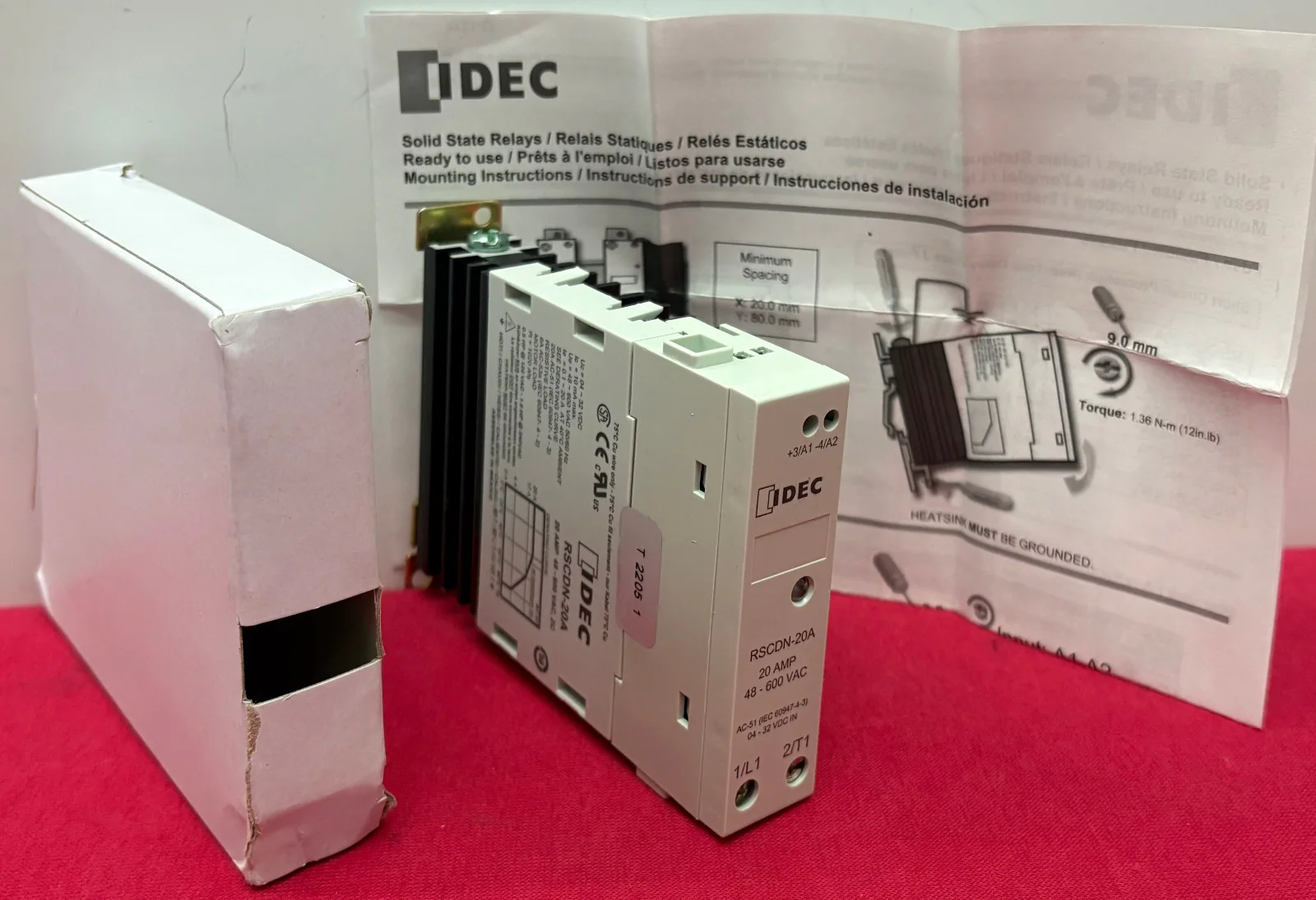 IDEC RSCDN-20A SINGLE PHASE 20AMP SOLID-STATE RELAY SSR ITEM IS NEW OPEN BOX