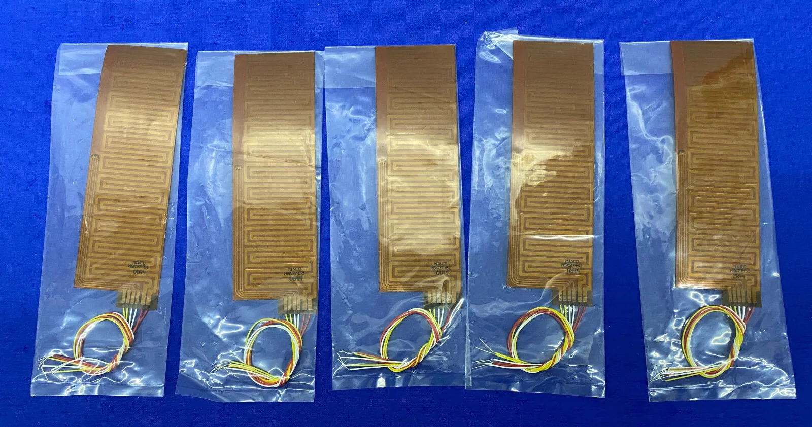 THERMOFOIL FLEXIBLE HEATER W/ ADHESIVE BACK 1 LOT QTY OF 5 – MINCO HSK27451