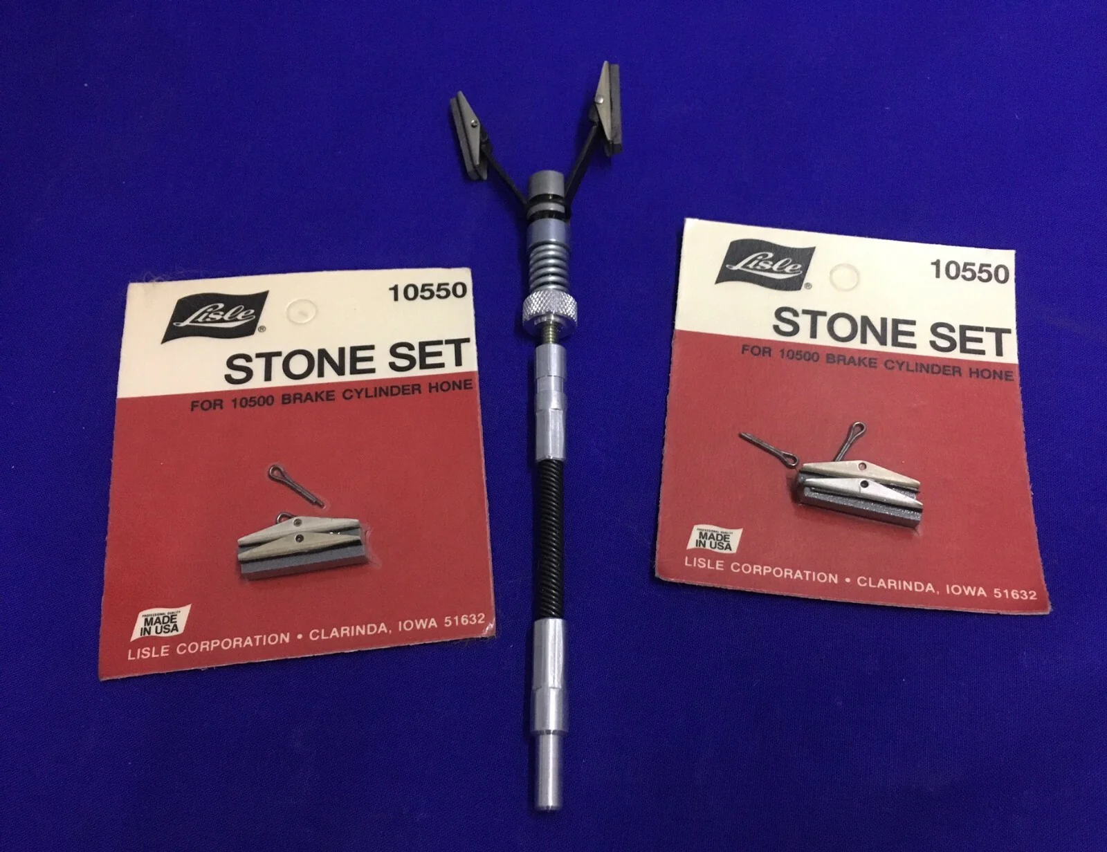LISLE ® QTY 1 – USED 10500 BRAKE CYLINDER HONE AND QTY 2 NEW STONE SETS