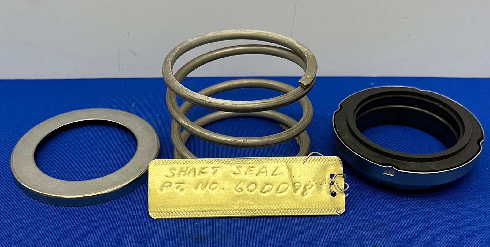 JOHN CRANE-HOUDAILLE SHAFT SEAL 60DD98 / 81-27086 – ITEM MAY BE INCOMPLETE