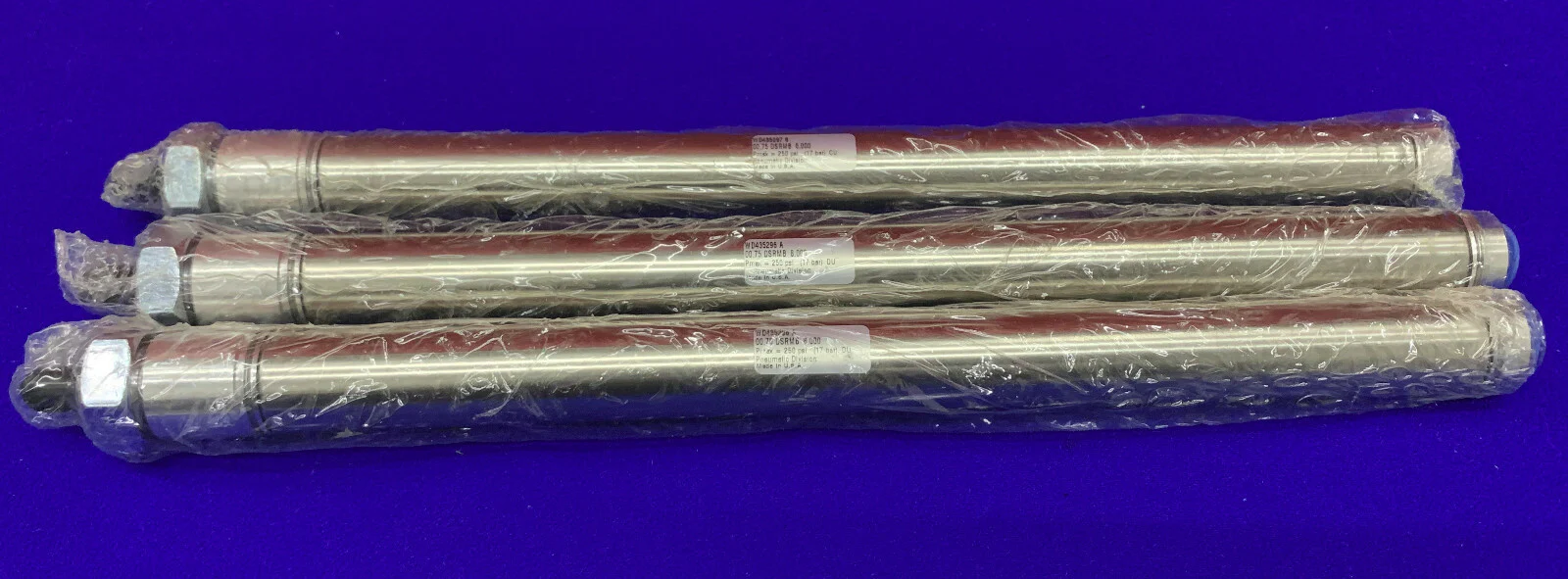 QTY 3 – PARKER WD435296 A 00.75 BORE DSRMB 8.000″ ROUND BODY PNEUMATIC CYLINDERS
