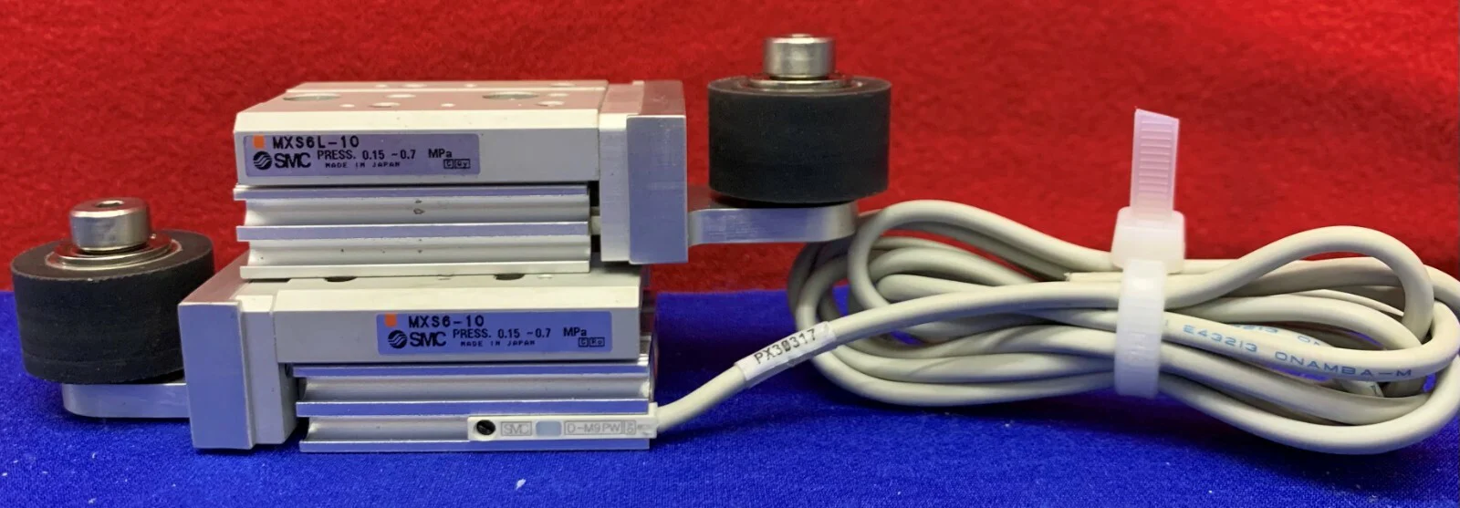 1 Lot Qty of 2 – SMC MXS6-10 Pneumatic Guided Cylinder Slide Table