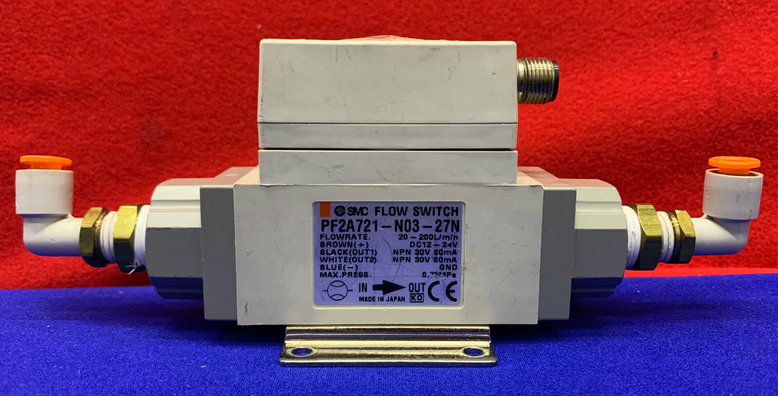 SMC PF2A721-N03-27N FLOW SWITCH SENSOR