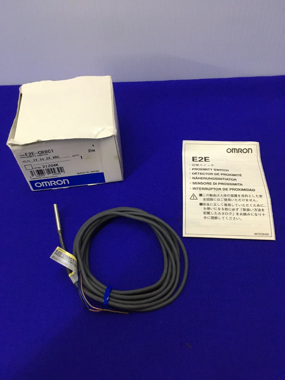 OMRON E2E / E2E-CR8C1 / E2ECR8C1 PROXIMITY SWITCH 2m CABLE VOLTS 12 TO 24 VDC