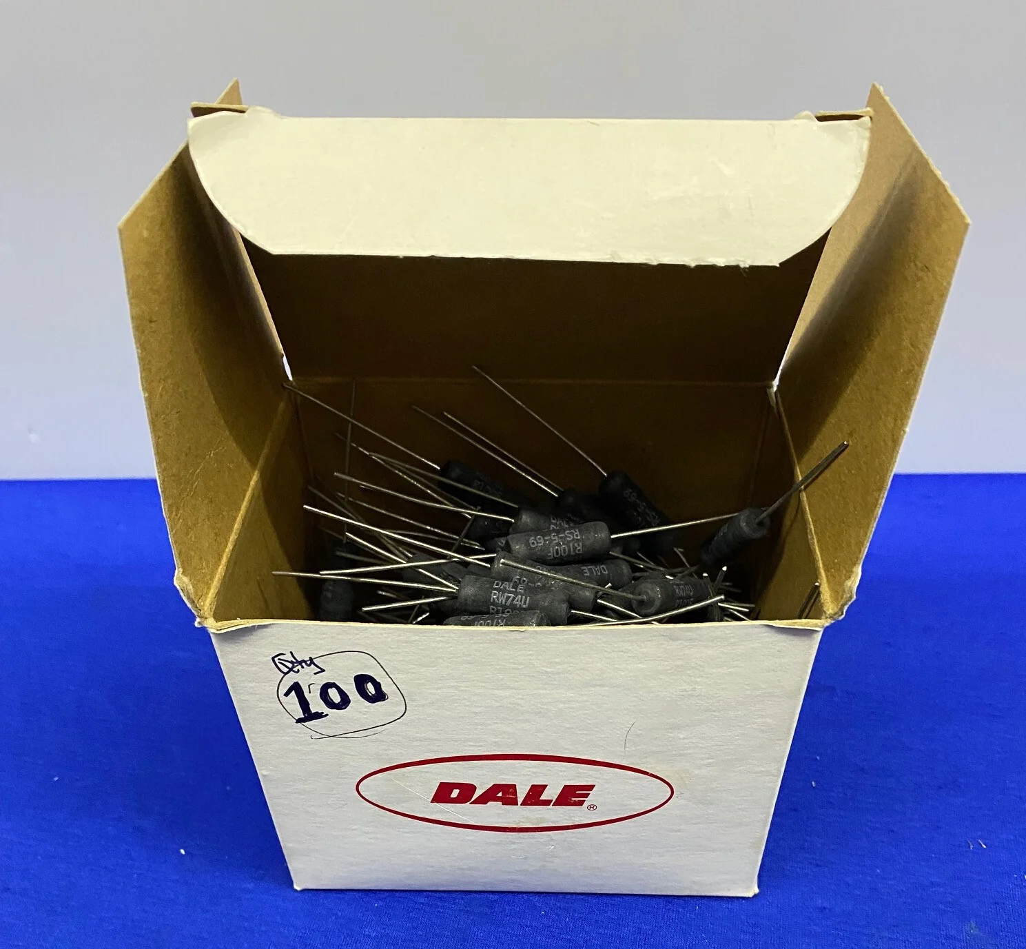 DALE RS-5-69 / RS569 / RS5-69 RESISTORS – 1 PKG OF 100 PIECES