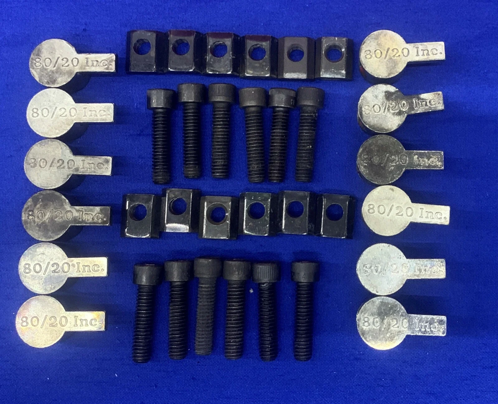 Qty 12 – 80/20 Standard Anchor Fastener Assembly (T-nut, Cam & Cap Screw)